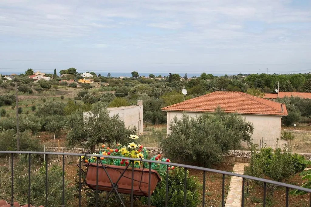 Villa Harmony Кастелламмаре-дель-Голфо 0*,